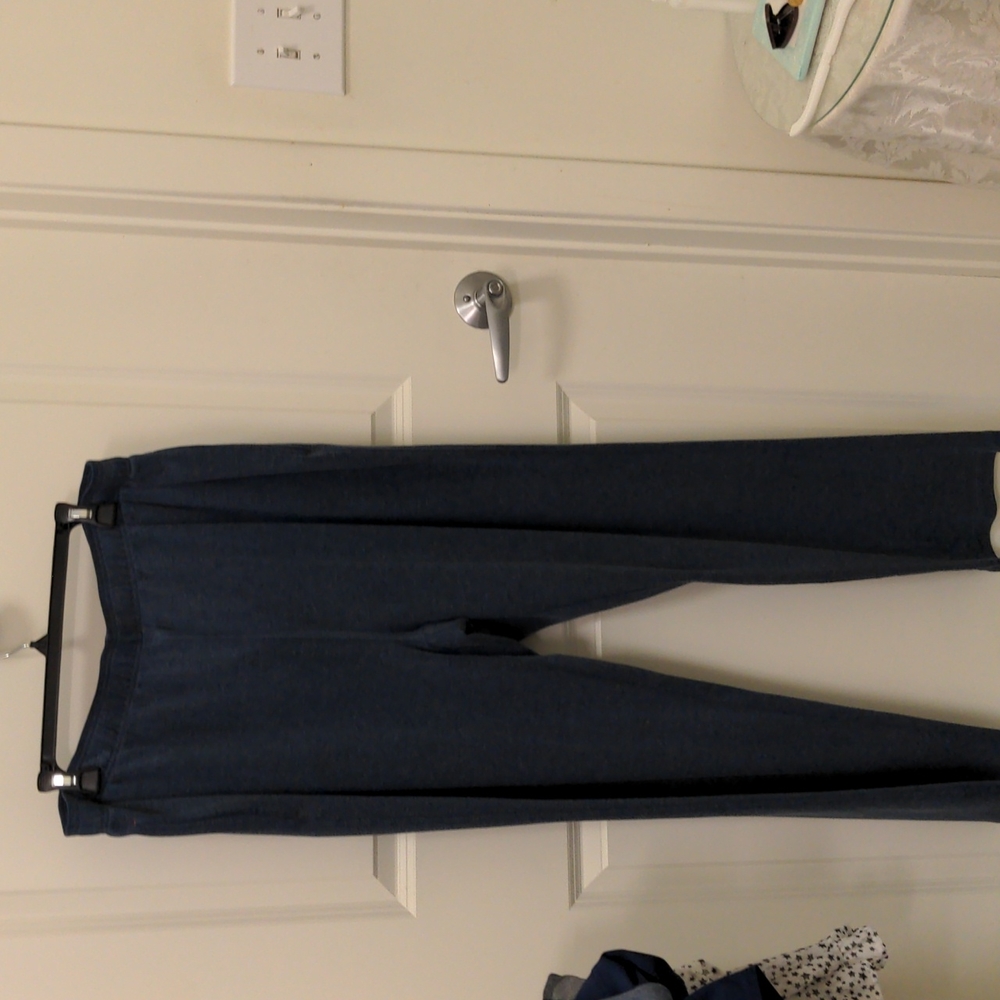 Tommy Bahama large men's lounge/gym pants.  Drawstring/elastic at waist.  EUC